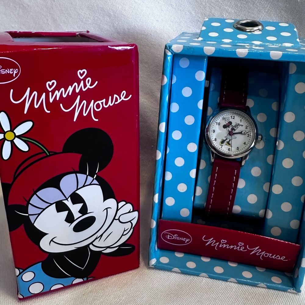 Disney Adult “Minnie Mouse” watch!